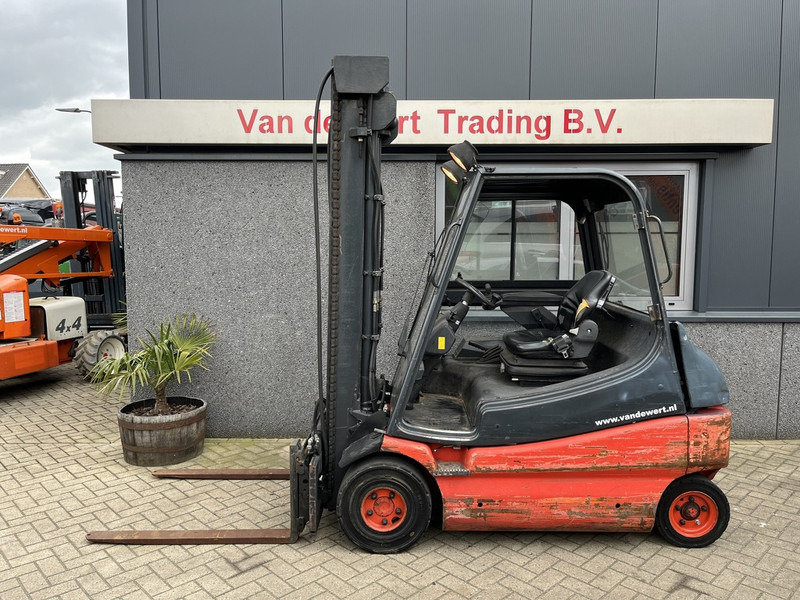 Linde E25-02 duplo410 sideshift vorkversteller 2000 - Электропогрузчик: фото 1 Linde E25-02 duplo410 sideshift vorkversteller 2000 - Электропогрузчик: фото 1