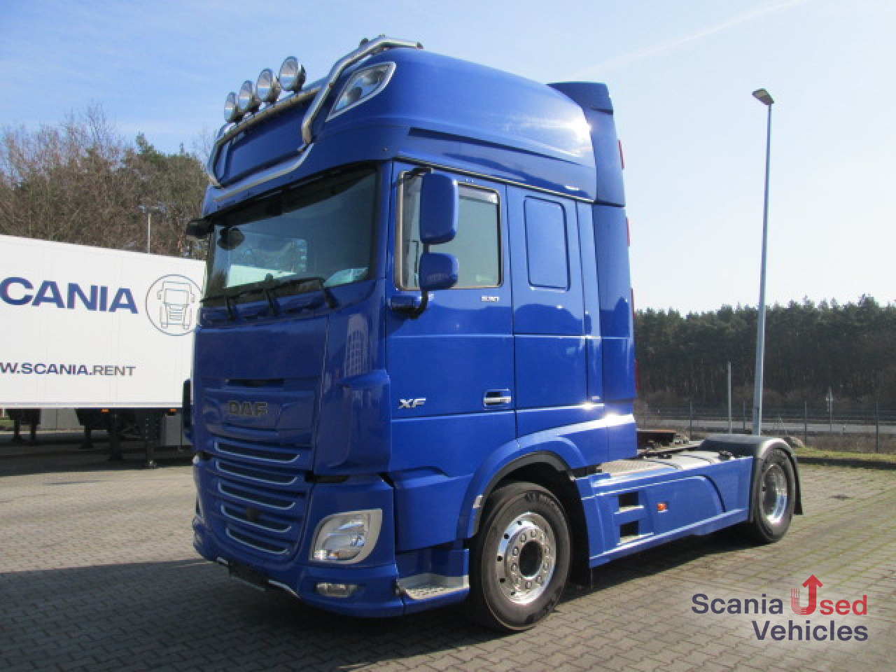 DAF DAF XF 530 FT / Leder / Intarder / Vollverkleidung - Тягач: фото 1 DAF DAF XF 530 FT / Leder / Intarder / Vollverkleidung - Тягач: фото 1