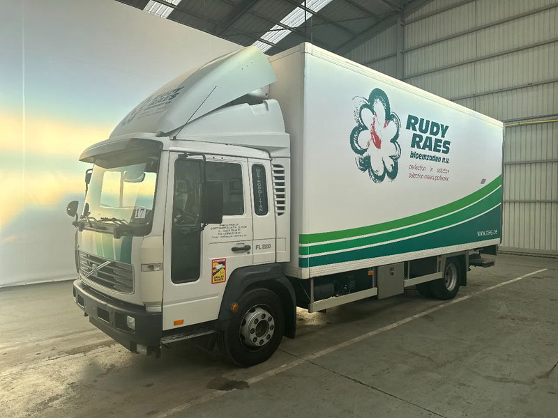 Рефрижератор Volvo FL 220 / CARRIER XARIOS 500: фото 1 Рефрижератор Volvo FL 220 / CARRIER XARIOS 500: фото 1