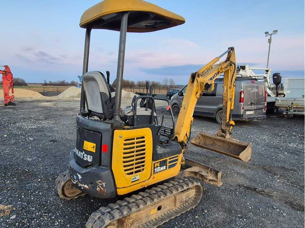 Komatsu PC18MR-2 - Мини-экскаватор: фото 3 Komatsu PC18MR-2 - Мини-экскаватор: фото 3