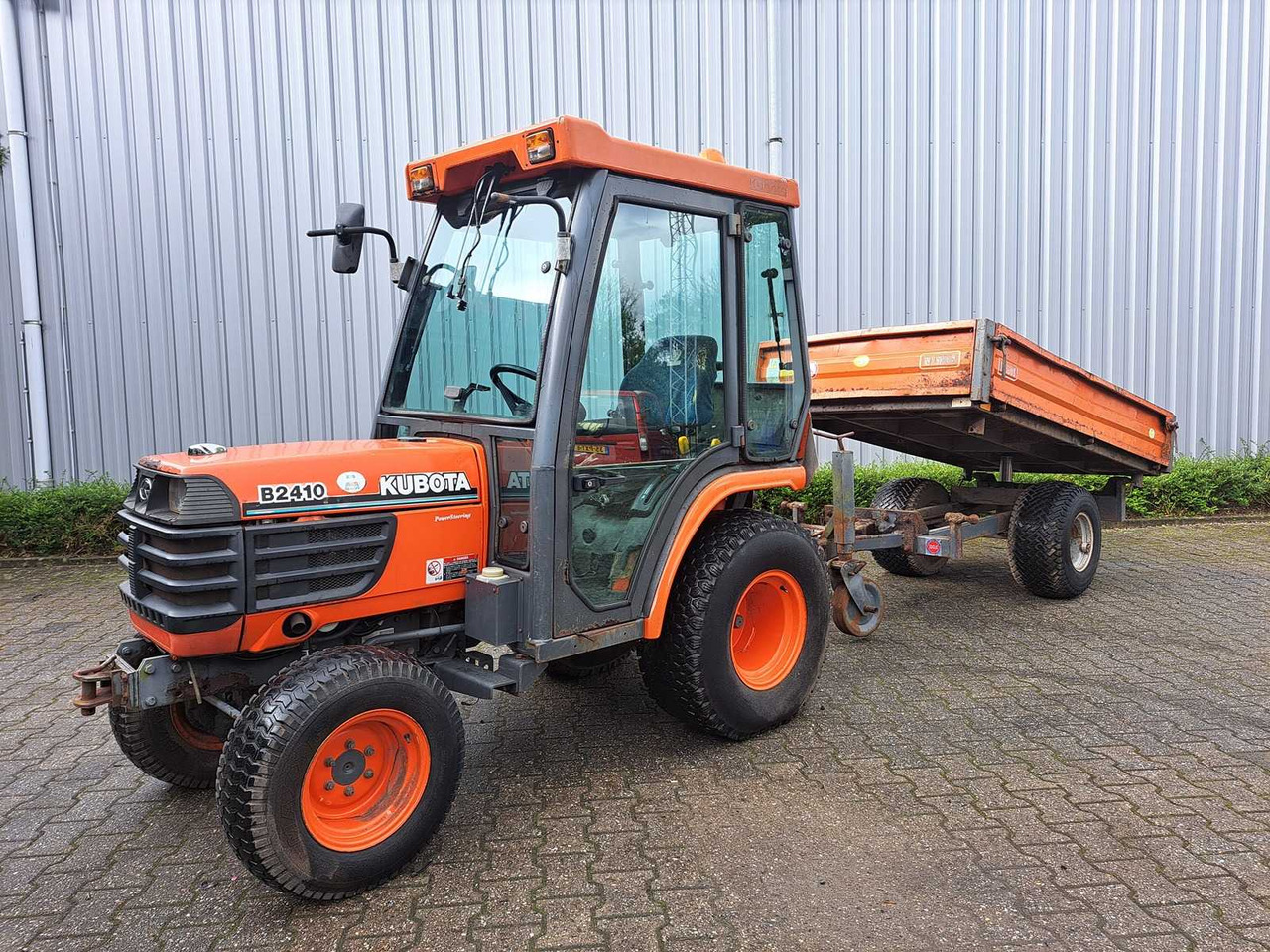 Kubota B2410 - Минитрактор: фото 1 Kubota B2410 - Минитрактор: фото 1