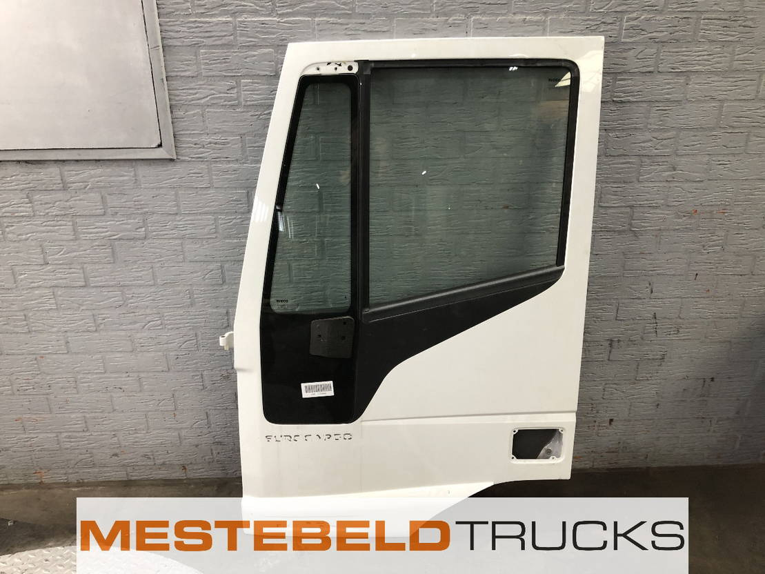 Iveco Deur links - Кабина и интерьер для Грузовиков: фото 1 Iveco Deur links - Кабина и интерьер для Грузовиков: фото 1