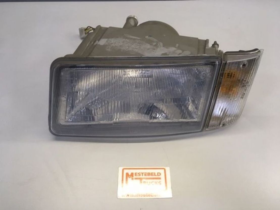 Iveco Koplamp - Передняя фара для Грузовиков: фото 1 Iveco Koplamp - Передняя фара для Грузовиков: фото 1