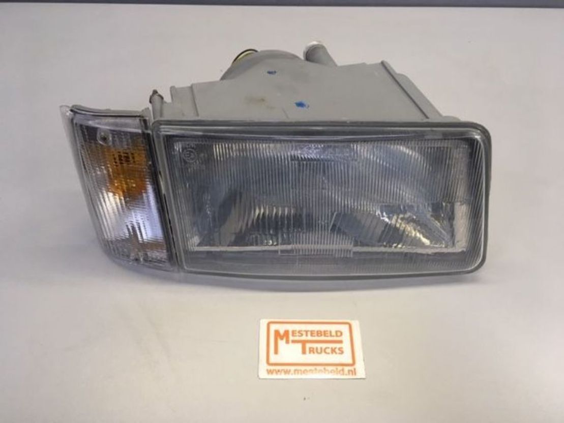 Iveco Koplamp - Передняя фара для Грузовиков: фото 1 Iveco Koplamp - Передняя фара для Грузовиков: фото 1