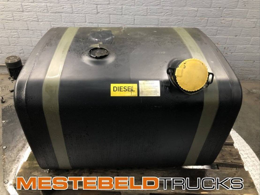 MAN Brandstoftank 330 liter - Топливный бак для Грузовиков: фото 1 MAN Brandstoftank 330 liter - Топливный бак для Грузовиков: фото 1