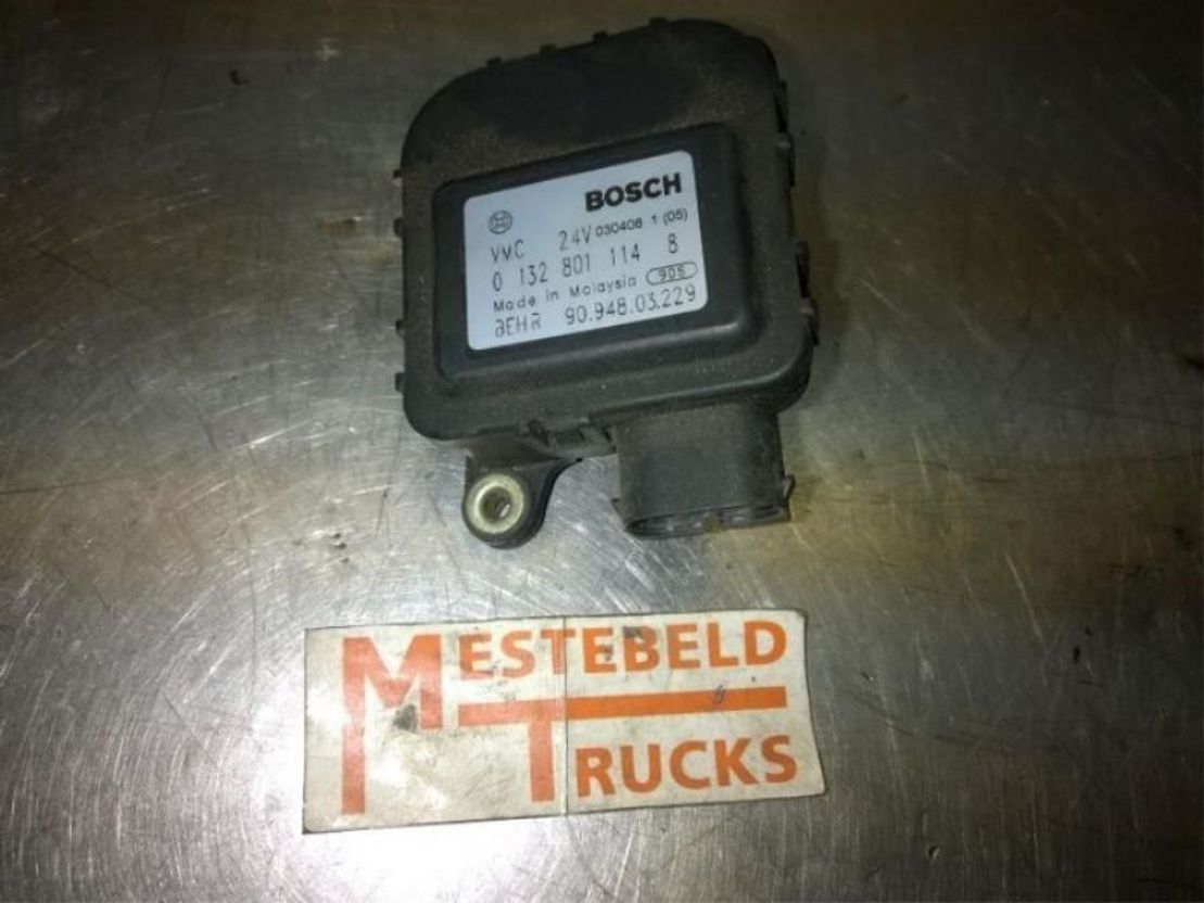 MAN Stelmotor kachelklep TGL - Электрическая система для Грузовиков: фото 1 MAN Stelmotor kachelklep TGL - Электрическая система для Грузовиков: фото 1