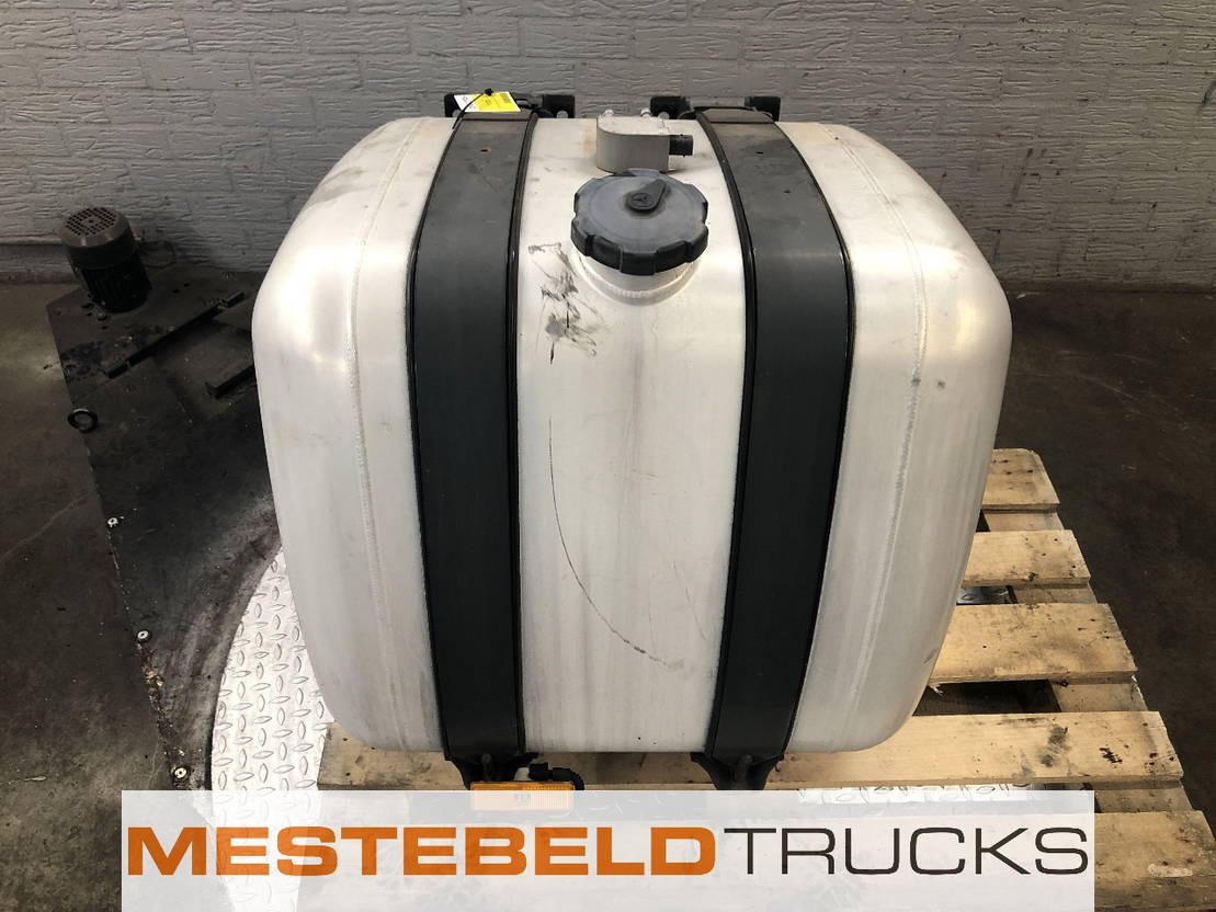 Mercedes-Benz Brandstoftank 290 liter - Топливный бак для Грузовиков: фото 1 Mercedes-Benz Brandstoftank 290 liter - Топливный бак для Грузовиков: фото 1