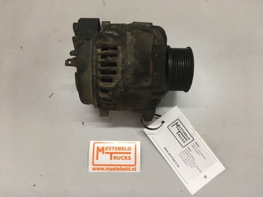 Mercedes Benz Dynamo 28V 40/100 V - Двигатель и запчасти для Грузовиков: фото 1