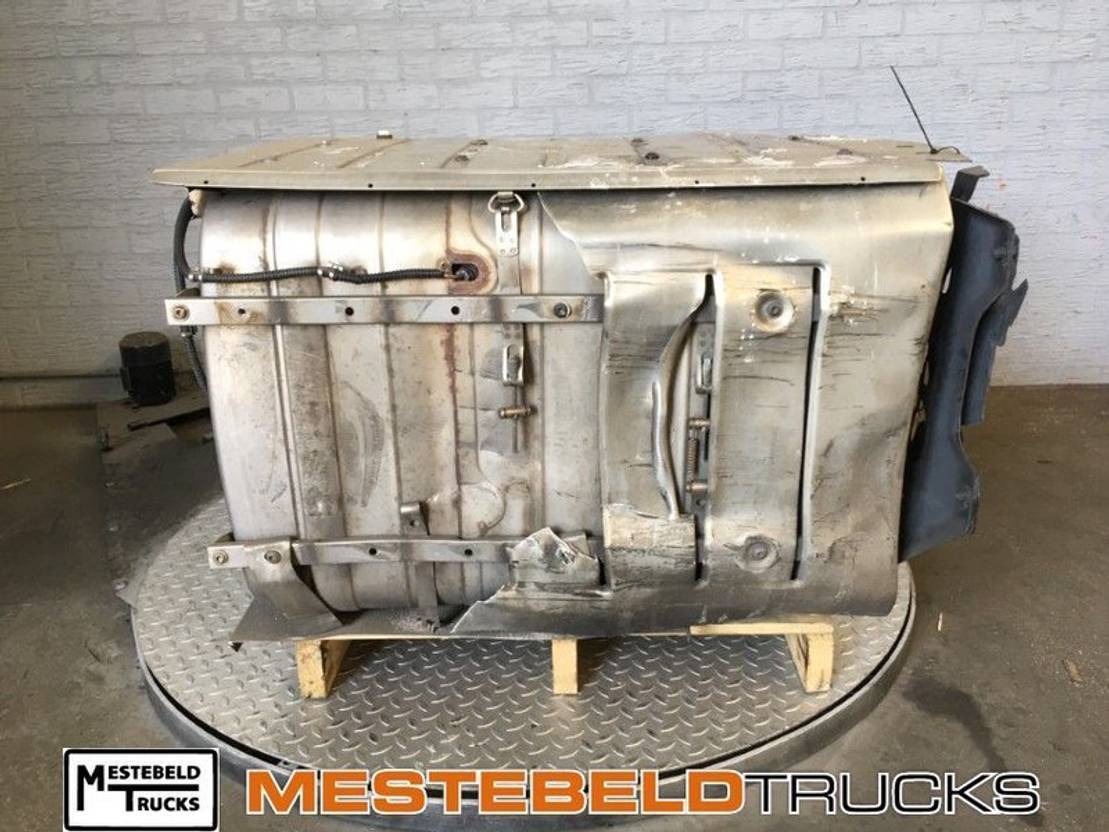 Mercedes Benz Katalysator - Выхлопная система для Грузовиков: фото 1