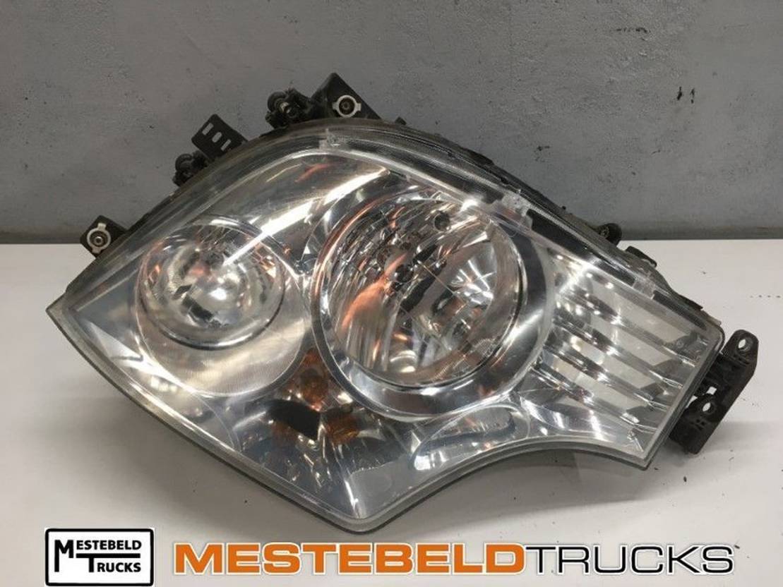 Mercedes Benz Koplamp links - Передняя фара для Грузовиков: фото 1 Mercedes Benz Koplamp links - Передняя фара для Грузовиков: фото 1