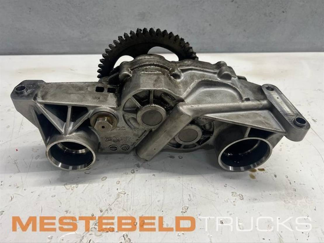 Mercedes-Benz Oliepomp MP4 - Двигатель и запчасти для Грузовиков: фото 1 Mercedes-Benz Oliepomp MP4 - Двигатель и запчасти для Грузовиков: фото 1