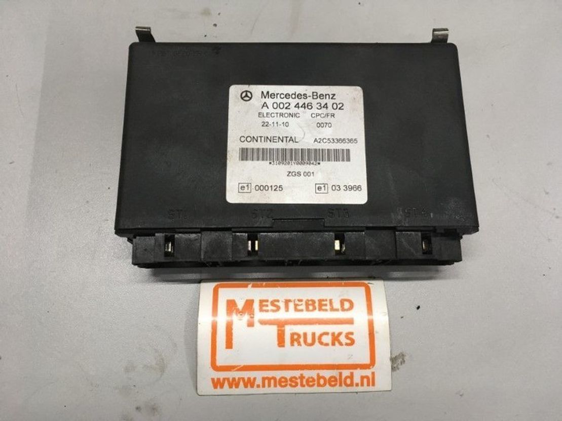 Mercedes Benz Stuurkast FR/CPC - Электрическая система для Грузовиков: фото 1