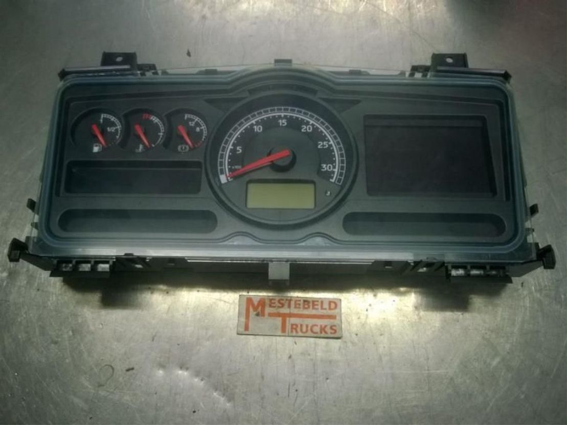 Renault D ashboard Midlum - Электрическая система для Грузовиков: фото 1 Renault D ashboard Midlum - Электрическая система для Грузовиков: фото 1