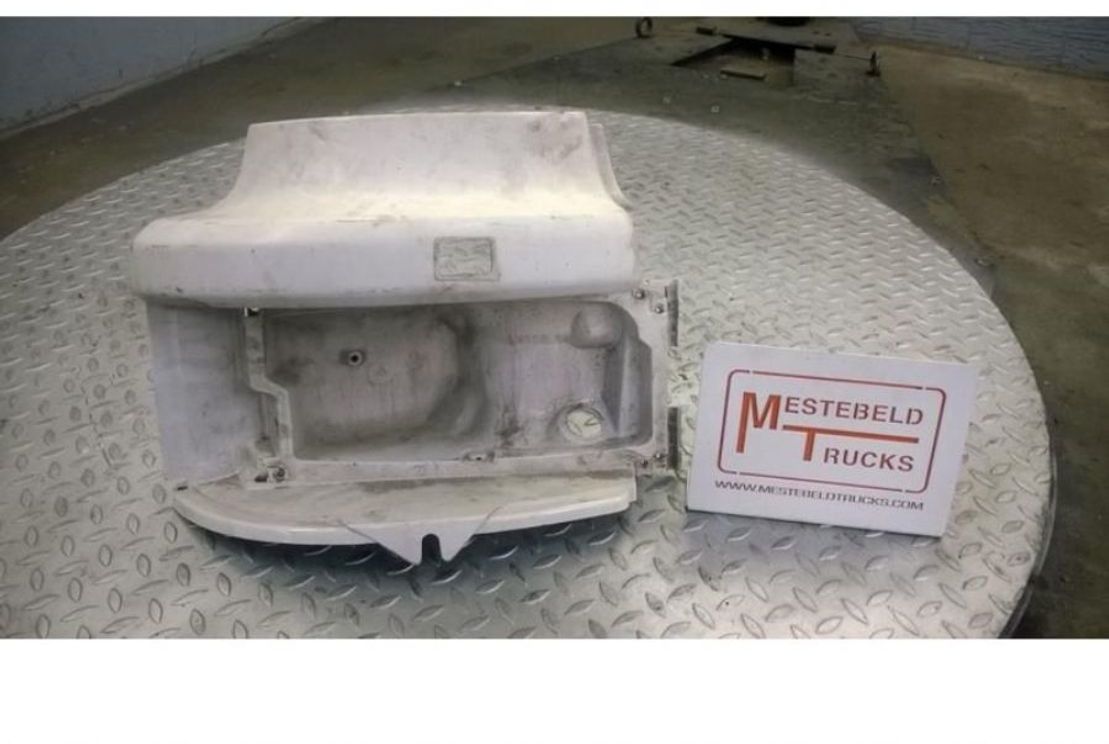 Scania Koplamphoek rechts - Кабина и интерьер для Грузовиков: фото 1 Scania Koplamphoek rechts - Кабина и интерьер для Грузовиков: фото 1