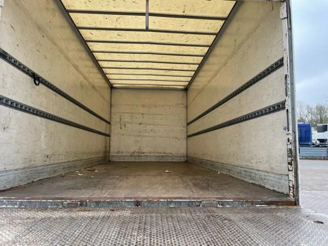 Iveco Eurocargo 75E15 6 Cilinder Engine 4x2 Full Springs Euro 2 engine - Грузовик с закрытым кузовом: фото 4 Iveco Eurocargo 75E15 6 Cilinder Engine 4x2 Full Springs Euro 2 engine - Грузовик с закрытым кузовом: фото 4