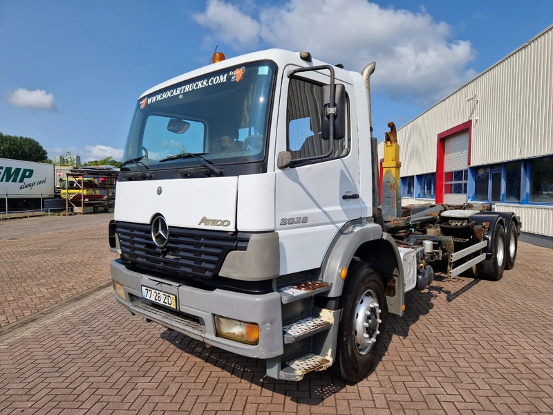 Mercedes-Benz Atego 2628 6x4, Manual gear, full steel suspension - Грузовик-шасси: фото 2 Mercedes-Benz Atego 2628 6x4, Manual gear, full steel suspension - Грузовик-шасси: фото 2