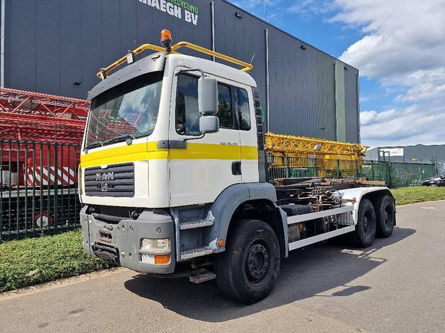 MAN TGA 26.310 6x4 - Строительная техника: фото 1 MAN TGA 26.310 6x4 - Строительная техника: фото 1