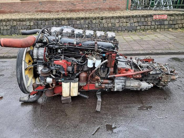 Renault Premium 300 - Запчасти: фото 1