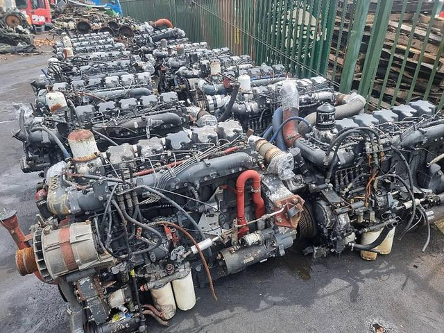 Renault Premium 400 - Запчасти: фото 1