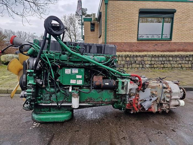 Volvo D12A380/1850 EC96 - Запчасти: фото 1