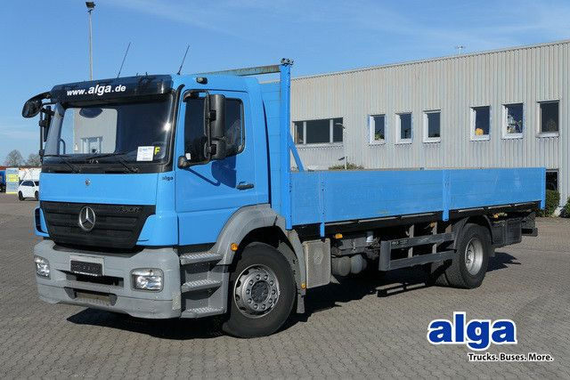 Mercedes-Benz 1824 L Axor 4x2, 3. Sitz, AHK, Gerüstbau, Klima Mercedes-Benz 1824 L Axor 4x2, 3. Sitz, AHK, Gerüstbau, Klima - Грузовик бортовой/ Платформа: фото 1 Mercedes-Benz 1824 L Axor 4x2, 3. Sitz, AHK, Gerüstbau, Klima Mercedes-Benz 1824 L Axor 4x2, 3. Sitz, AHK, Gerüstbau, Klima - Грузовик бортовой/ Платформа: фото 1