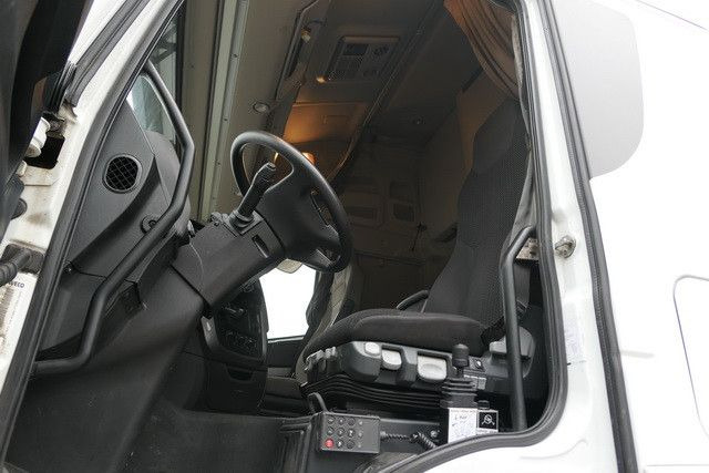 Iveco 460 Stralis 4x2, Kran HMF 1320K3, Hydr., Klima  в лизинг Iveco 460 Stralis 4x2, Kran HMF 1320K3, Hydr., Klima: фото 11