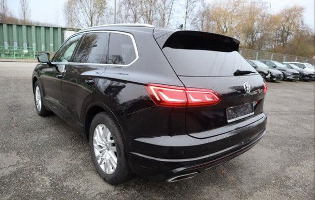 Volkswagen Touareg Elegance 4Motion - Внедорожник: фото 2 Volkswagen Touareg Elegance 4Motion - Внедорожник: фото 2