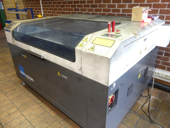 BRM 90130 Machine de découpe laser et gravure laser + aspiration - Металлообрабатывающий станок: фото 1 BRM 90130 Machine de découpe laser et gravure laser + aspiration - Металлообрабатывающий станок: фото 1