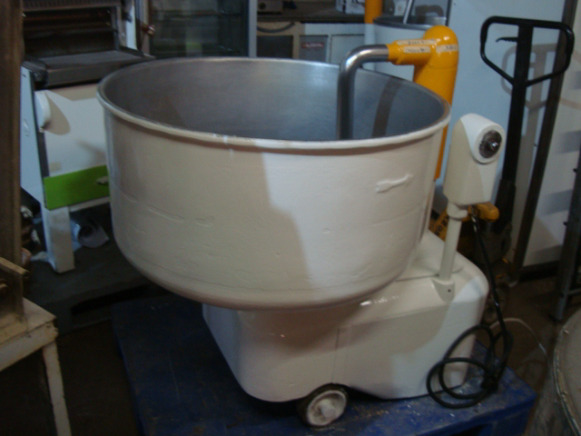 Boulangerie DIOSNA. BM100Pétrin - Хлебопекарное оборудование: фото 1