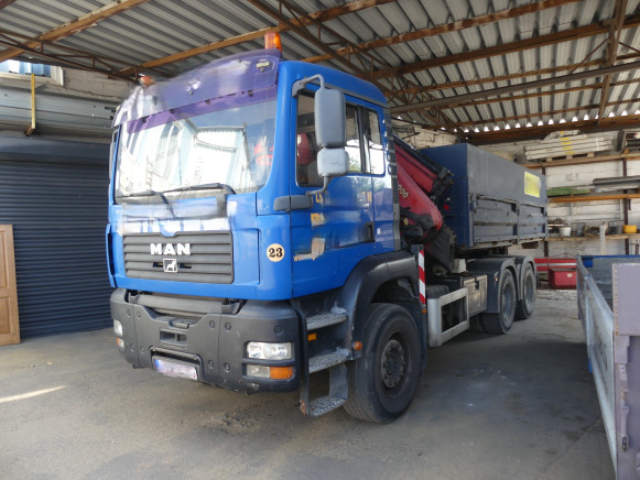 Camion porte container avec grue MAN TGA MH 26 FD (2005-455.395 km)(WMAH09ZZ96M427264) - Грузовик-контейнеровоз/ Сменный кузов: фото 1 Camion porte container avec grue MAN TGA MH 26 FD (2005-455.395 km)(WMAH09ZZ96M427264) - Грузовик-контейнеровоз/ Сменный кузов: фото 1