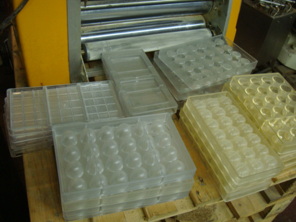 Chocolaterie Boulangerie 24 moules pralines - Хлебопекарное оборудование: фото 1