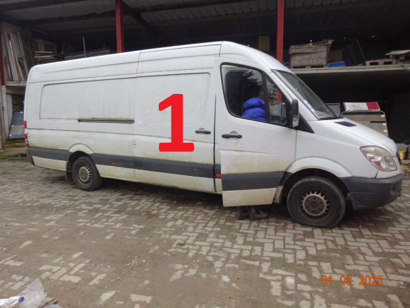 Camionnette MERCEDES 313 CDI - N° de châssis 5260700-51, - Фургон: фото 1 Camionnette MERCEDES 313 CDI - N° de châssis 5260700-51, - Фургон: фото 1