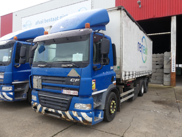 REF:6848 - Camion fourgon bâché DAF (2009 - 900.408km) - Тентованный грузовик: фото 1 REF:6848 - Camion fourgon bâché DAF (2009 - 900.408km) - Тентованный грузовик: фото 1