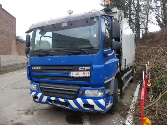 REF:7126 - Camion poubelle DAF - Мусоровоз: фото 1