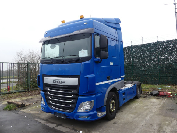 REF:8959 - Tracteur routier 4x2 DAF - Тягач: фото 1