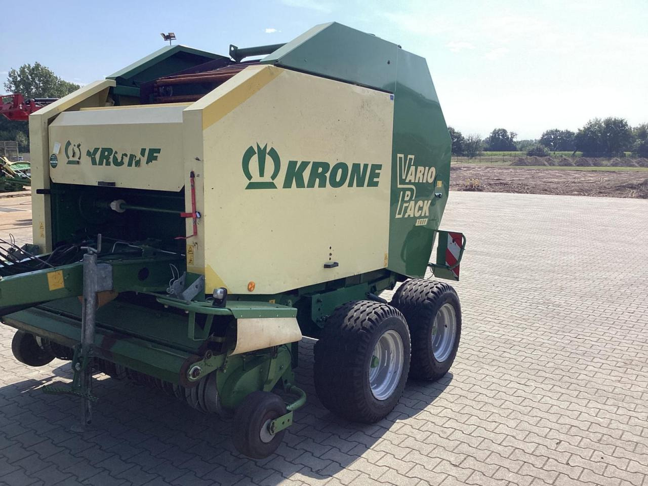 Krone 1800 VarioPack - Пресс-подборщик рулонный: фото 1 Krone 1800 VarioPack - Пресс-подборщик рулонный: фото 1