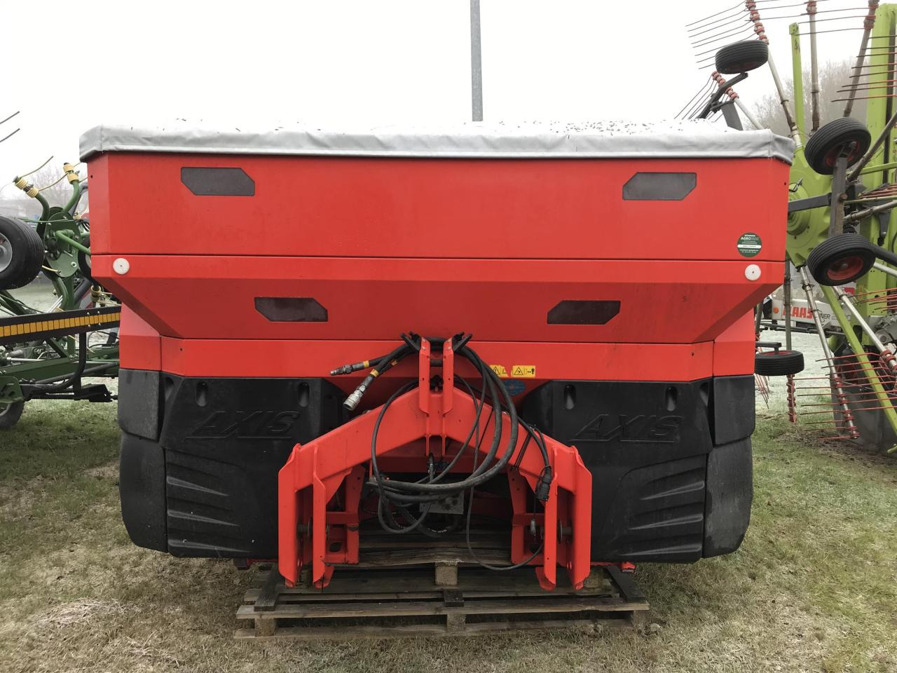 Rauch Axis-H50.2 EMC+W - Разбрасыватель удобрений: фото 1 Rauch Axis-H50.2 EMC+W - Разбрасыватель удобрений: фото 1