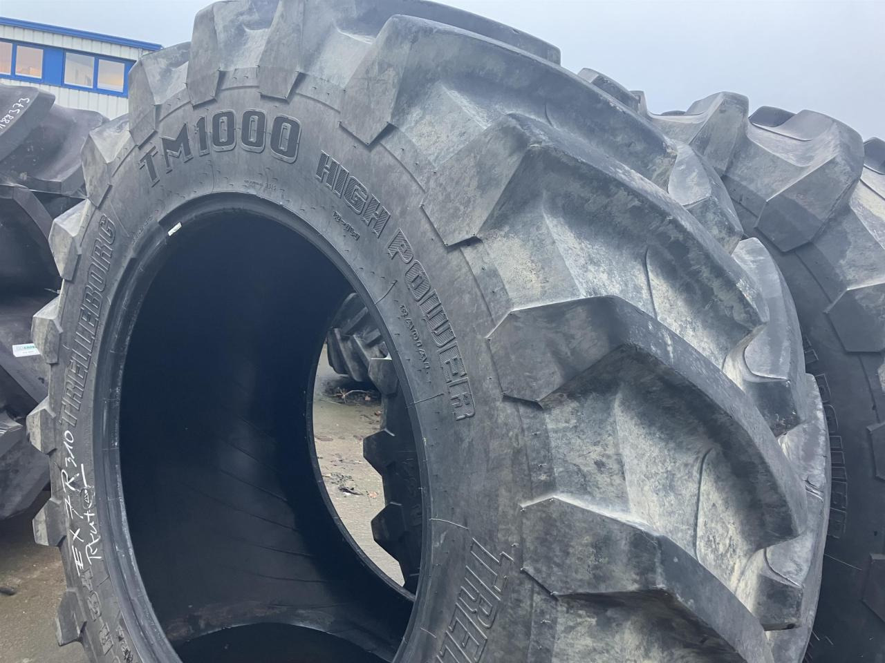 Trelleborg 650/60R34 - Шина для Сельскохозяйственной техники: фото 1 Trelleborg 650/60R34 - Шина для Сельскохозяйственной техники: фото 1