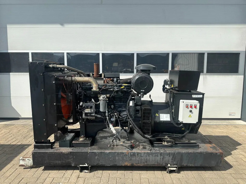 Himoinsa Iveco NEF 60 TE2 Stamford 200 kVA generatorset - Электрогенератор: фото 1 Himoinsa Iveco NEF 60 TE2 Stamford 200 kVA generatorset - Электрогенератор: фото 1