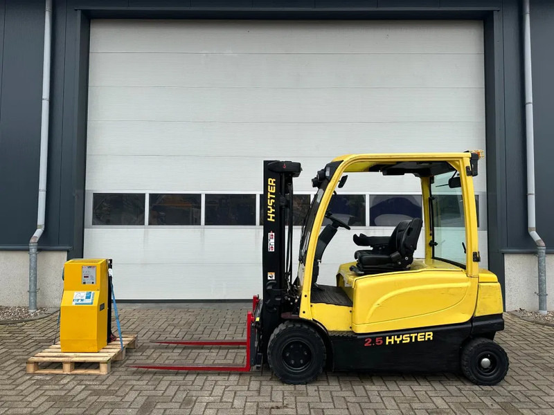 Hyster J2.5XN 2.5 ton Triplex Freelift Sideshift Elektra Heftruck accu 2021 - Электропогрузчик: фото 1