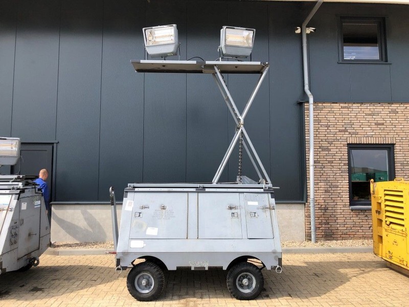 Kubota Kohler Portable Floodlight NF2D Kohler Portable Floodlight NF2D 7 kW light generatorset - Осветительная мачта: фото 1 Kubota Kohler Portable Floodlight NF2D Kohler Portable Floodlight NF2D 7 kW light generatorset - Осветительная мачта: фото 1
