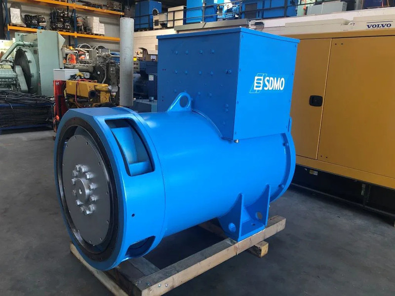 Leroy Somer SDMO 1880 kVA generatordeel SDMO 1880 kVA generatordeel op frame - Электрогенератор: фото 1 Leroy Somer SDMO 1880 kVA generatordeel SDMO 1880 kVA generatordeel op frame - Электрогенератор: фото 1