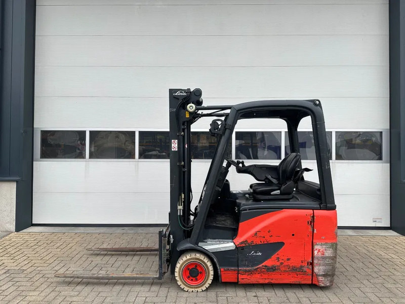 Linde E16H-02 1.6 ton Triplex Freelift Sideshift Elektra Heftruck 2016 - Электропогрузчик: фото 1 Linde E16H-02 1.6 ton Triplex Freelift Sideshift Elektra Heftruck 2016 - Электропогрузчик: фото 1