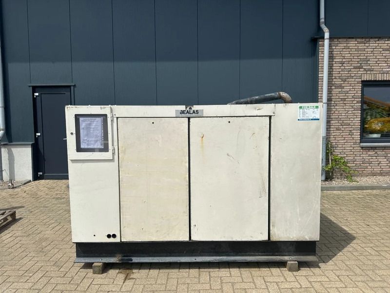 Perkins Leroy Somer 26 kVA Silent generatorset ex Emergency ! 1096 hours - Электрогенератор: фото 1