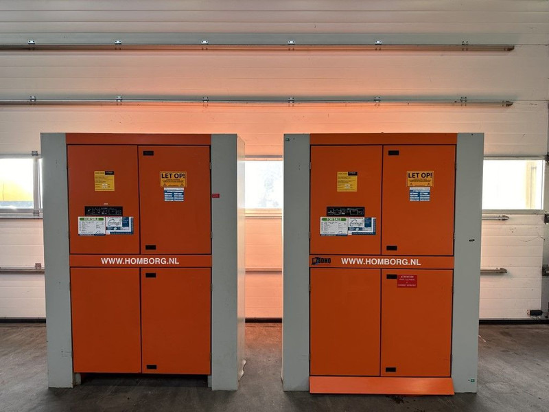 SDMO Safari Ruggerini Mecc Alte Spa 8 kVA Silent generatorset as New ! 1021 hours - Электрогенератор: фото 1 SDMO Safari Ruggerini Mecc Alte Spa 8 kVA Silent generatorset as New ! 1021 hours - Электрогенератор: фото 1
