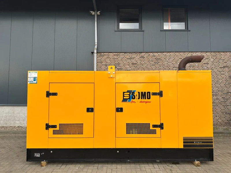 SDMO Volvo TWD 1630 G Leroy Somer 400 kVA Silent generatorset as New ! 591 hours - Электрогенератор: фото 1 SDMO Volvo TWD 1630 G Leroy Somer 400 kVA Silent generatorset as New ! 591 hours - Электрогенератор: фото 1