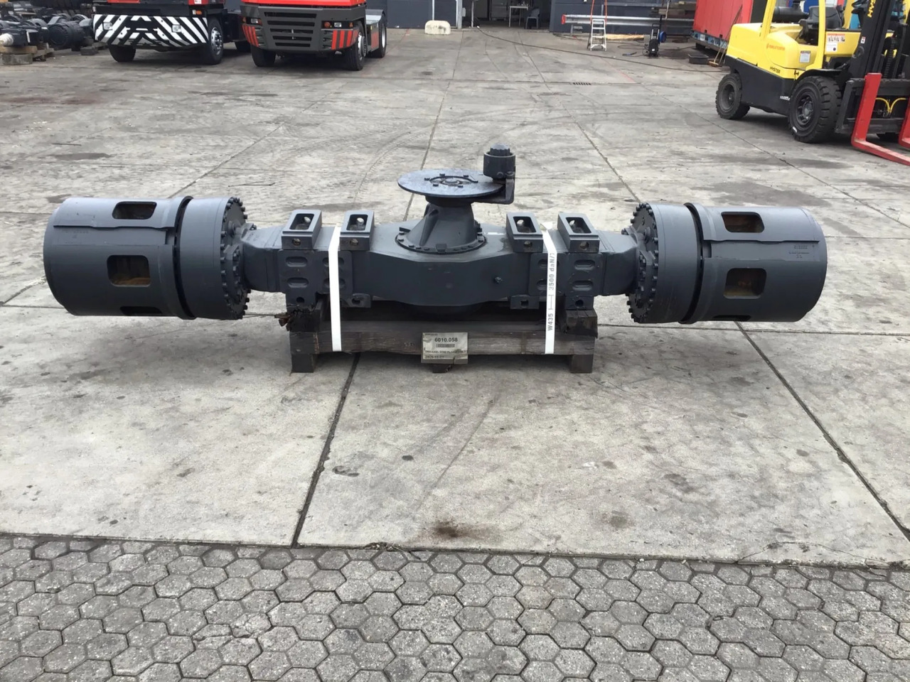KESSLER - D101.1554.3D FRONT AXLE - Передняя ось для Погрузочно-разгрузочной техники: фото 1 KESSLER - D101.1554.3D FRONT AXLE - Передняя ось для Погрузочно-разгрузочной техники: фото 1