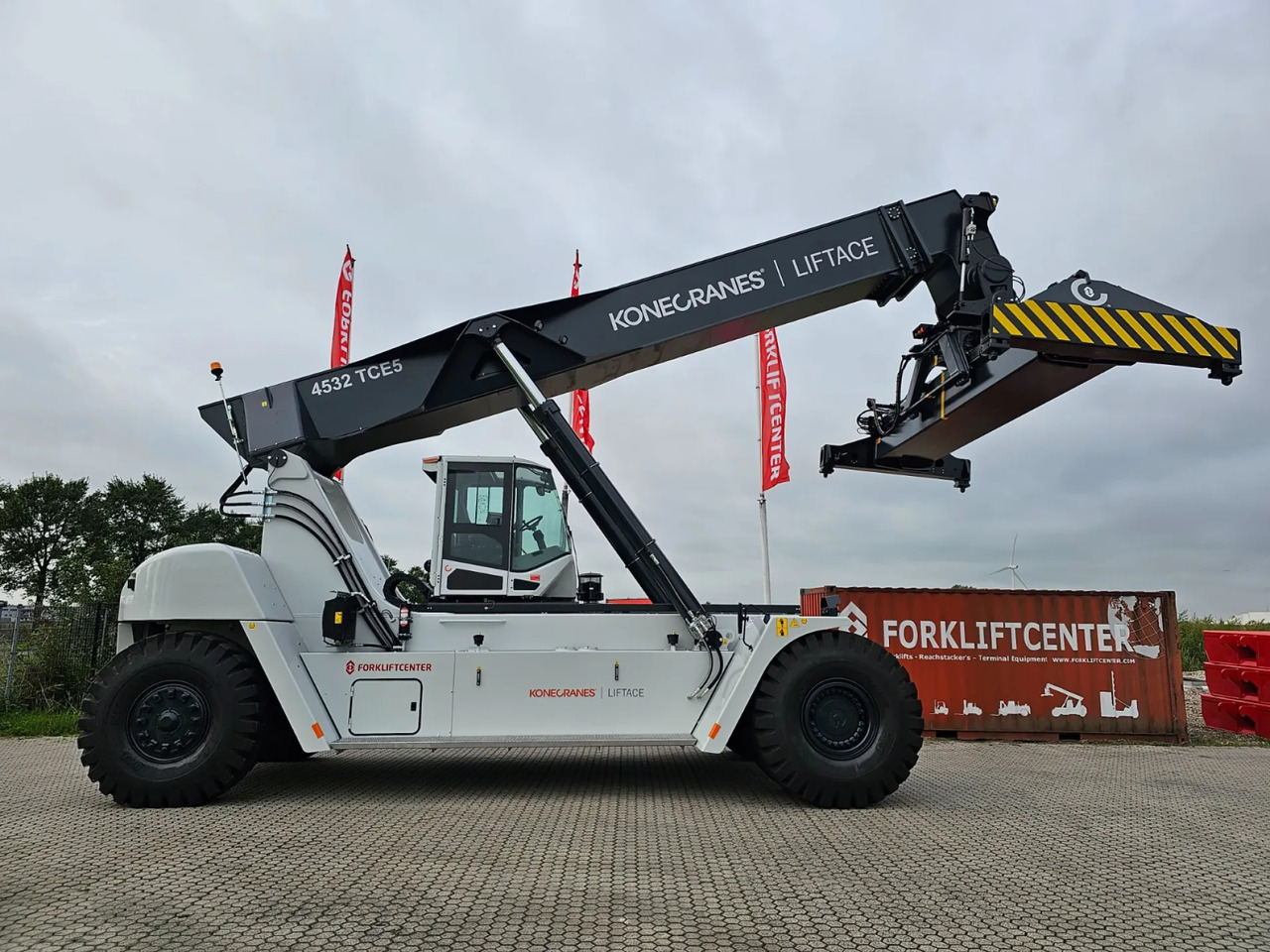 KONECRANES - LIFTACE 4532 TCE5 - Ричстакер: фото 1 KONECRANES - LIFTACE 4532 TCE5 - Ричстакер: фото 1