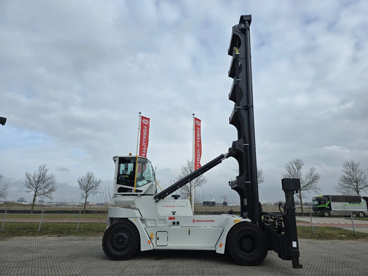 KONECRANES - LIFTACE E 6/7 ECC 9 - Контейнерный погрузчик: фото 1 KONECRANES - LIFTACE E 6/7 ECC 9 - Контейнерный погрузчик: фото 1