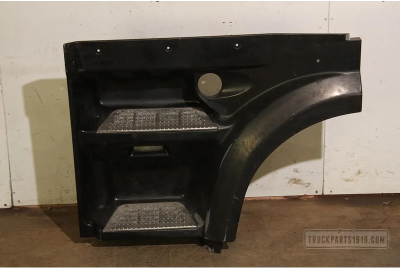 DAF Body & Chassis Parts Instapbak Li DAF XF - Боковая подножка для Грузовиков: фото 1 DAF Body & Chassis Parts Instapbak Li DAF XF - Боковая подножка для Грузовиков: фото 1